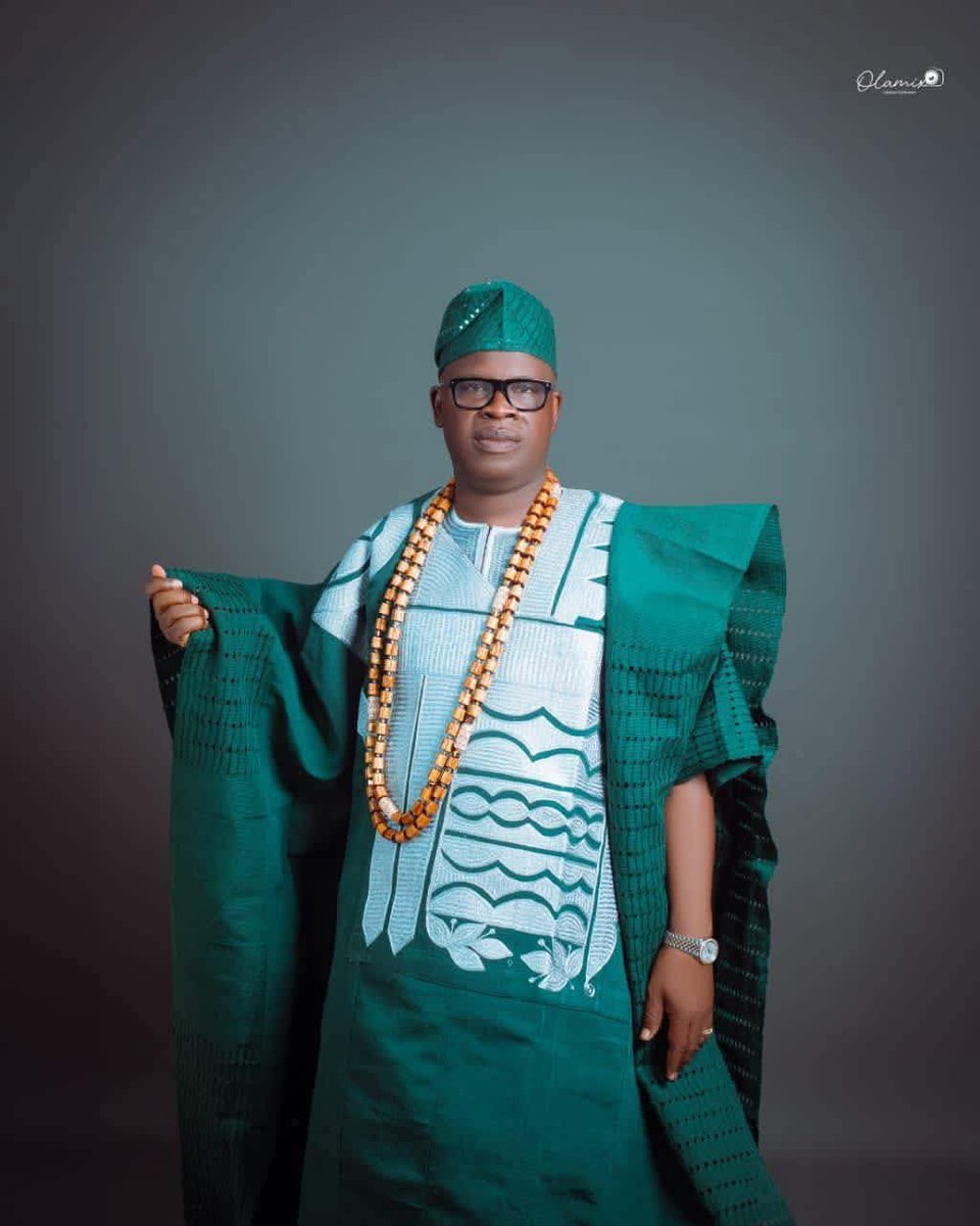 AkinlabiAdekola's tweet photo. Ilaji no need all that kinikan concert  before he will gather all that crowd, he didn't need any musician,  just an announcement and everywhere will be full ...

Ọlọhun gbọ the kind of organic followers otunba dotun Sanusi dey control without inviting any musician dey no born all of them well to control it,  let them continue with their failed ambition of omiruru 3.0 isonu.. 

JDS FOR PBAT 
JDS FOR ALLISOJI
ANI OYO IS APC..

@JDSsupportgroup