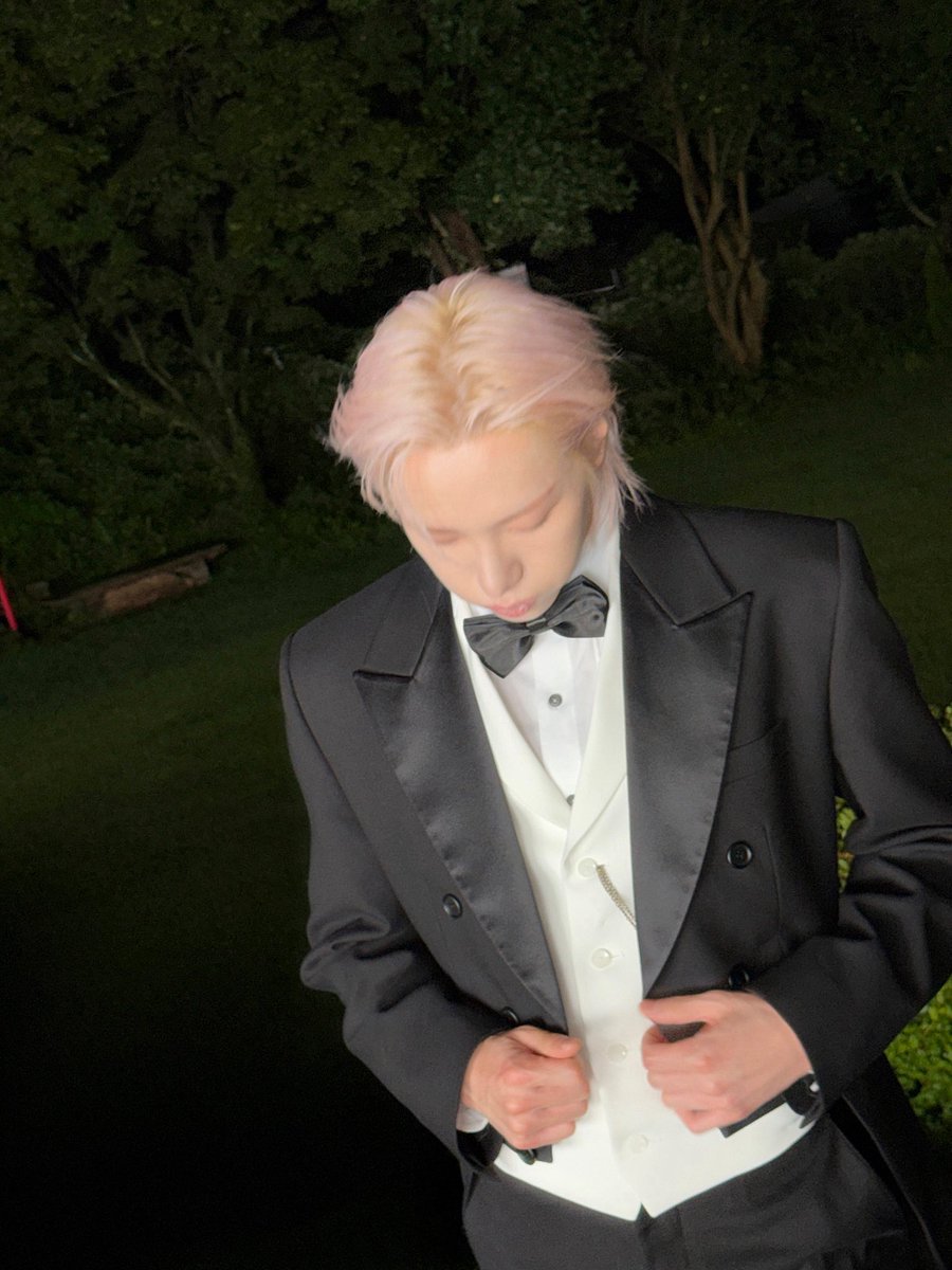 s2ilnya's tweet photo. ⛪️💍✨🩵 https://t.co/VxBFXkz35e