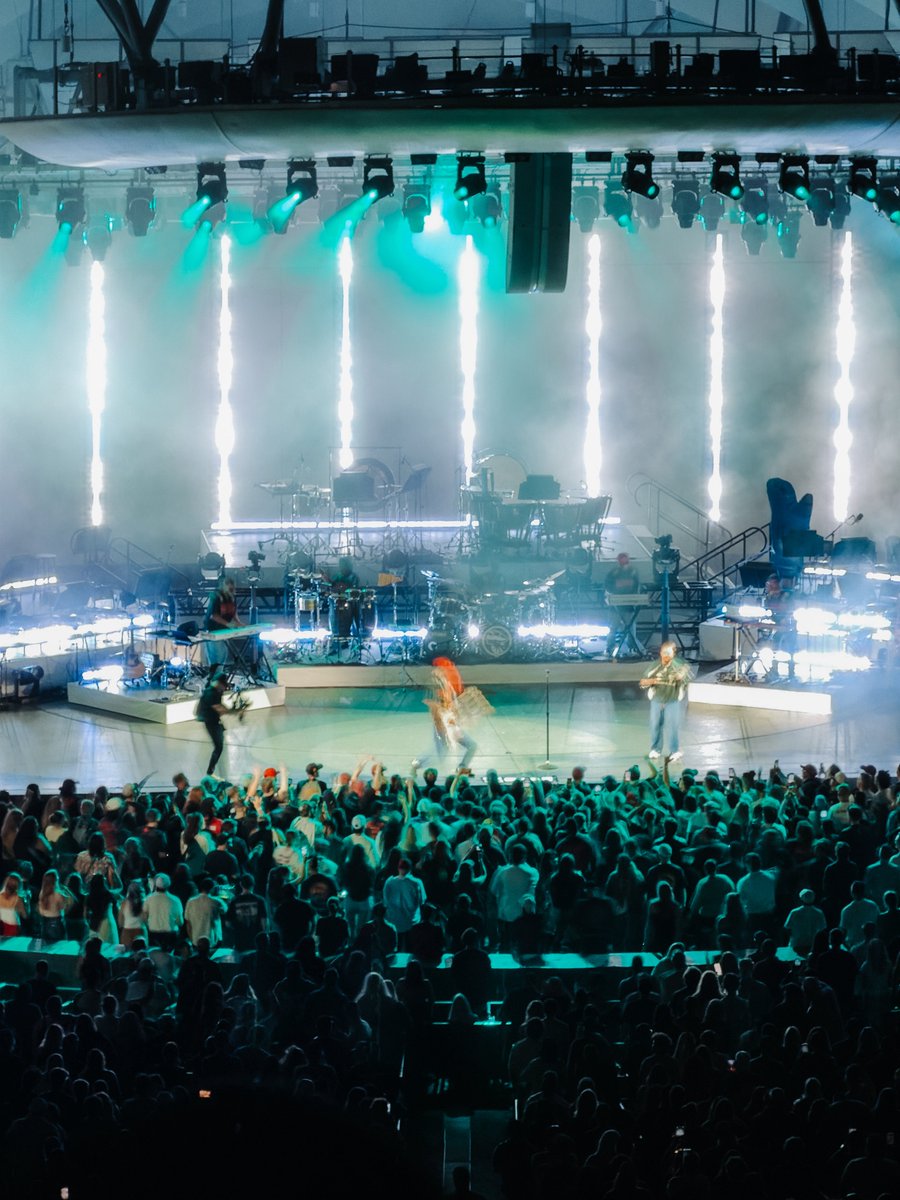 kikojax's tweet photo. Jon Bellion Concert last night was unbelievable… #BELLIONBOWL 

Pro controls on the iPhone 18 Pro Max are wild 😮‍💨 https://t.co/cxytIPHi0x