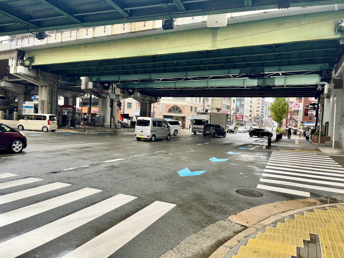 wayahime_398's tweet photo. うおおおKOF98！江坂〜！！
ほんとにあのステージまんまですわ！！！ https://t.co/sas7IpbyID