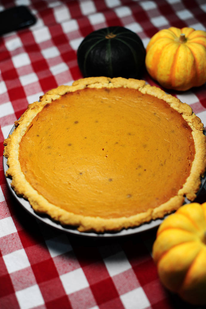 TanishaFlijk's tweet photo. It’s Festival Feast time! Tender roasted turkey, spiced pumpkin pie, and all your favorite holiday bites are here to make this season warm and joyful. Tag someone you’d share this delicious spread with. https://t.co/ix8vBqUQJR