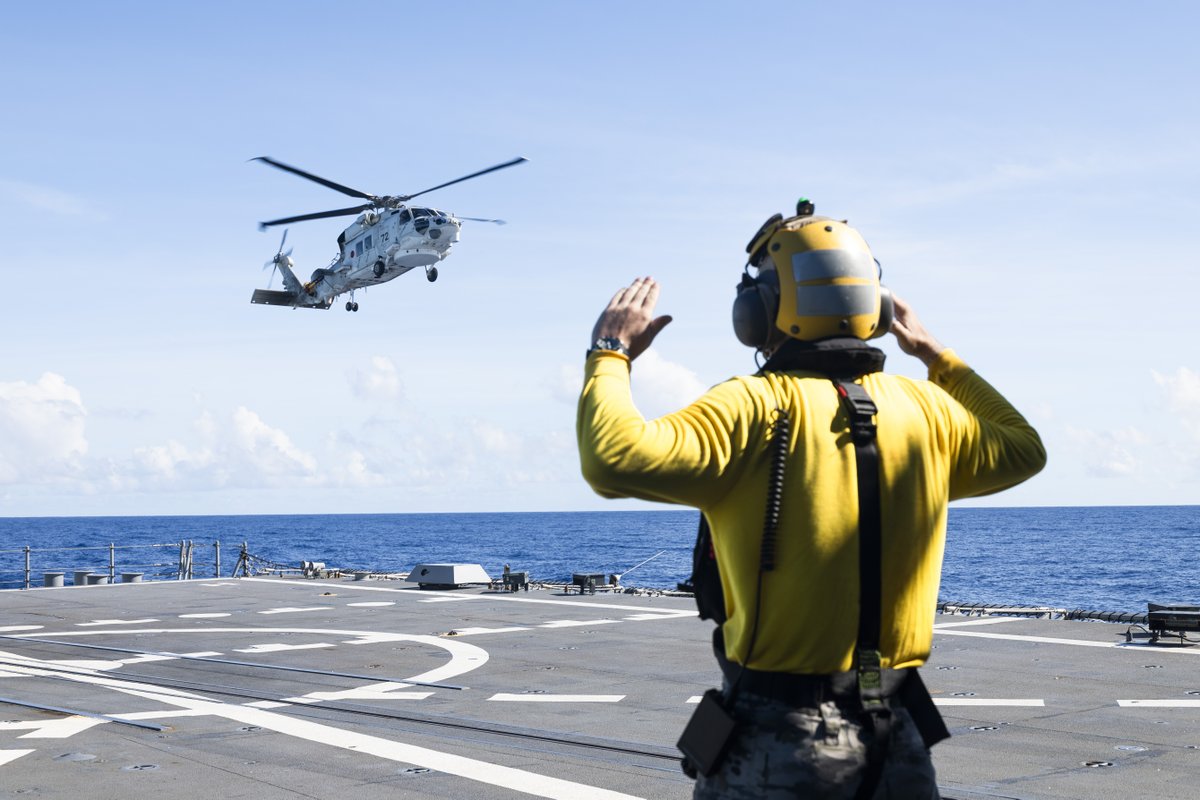 DefenceAust's tweet photo. Shared skies and swapped decks 🌤️

Following Exercise Pacific Vanguard, HMAS Sydney and JS Fuyuzuki came together off 📍 Guam for Exercise Nichi-Gou Trident. 

Through aviation operations, maritime warfare serials, personnel exchanges and ship-handling activities, the @Australian_Navy and @JMSDF_PAO sharpened their combined warfighting readiness and reinforced the close partnership that supports regional security and stability. 🚢

Read more 🗞️ https://t.co/ev9uVTJCWp

#YourADF #AusNavy #StrongerTogether