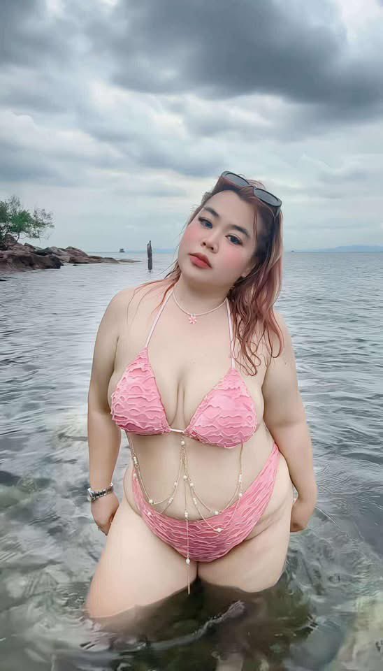 swatggy's tweet photo. ทะเลยังมีคลื่น แล้วเมื่อไหร่เธอจะมีใจ 
#สาวอาบ #แคปชั่น https://t.co/UPWe9srZAZ