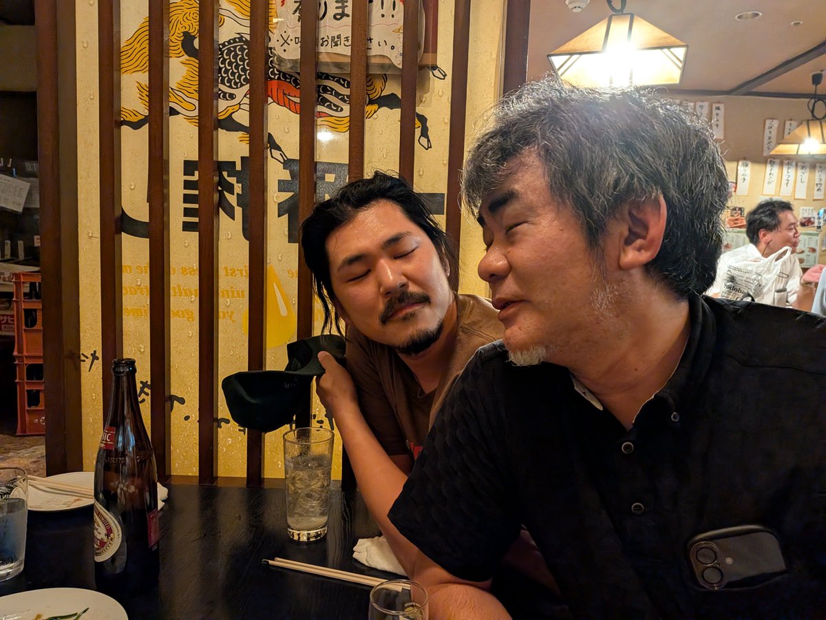 zasso345's tweet photo. 癒し画像すぎてシェアします
昨晩、はま栄（バイトしてる居酒屋）にて https://t.co/RjuTZdoiv1