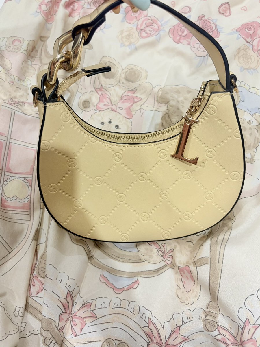 imnotmerly's tweet photo. กระเป๋าLYN รุ่น Minky Top Handle

แท้ 1OO % สภาพ 60% ไม่มีถุง

price 490 รวมส่ง from 2,190 พร้อมโอนลดได้

#ส่งต่อกระเป๋า #ส่งต่อlyn #ส่งต่อกระเป๋ามือ2 #กระเป๋าlyn #ส่งต่อกระเป๋ามือสอง #กระเป๋ามือสอง #กระเป๋าlynthailand #lynthailand #ส่งต่อเสื้อผ้า https://t.co/Uykcn0F5uW