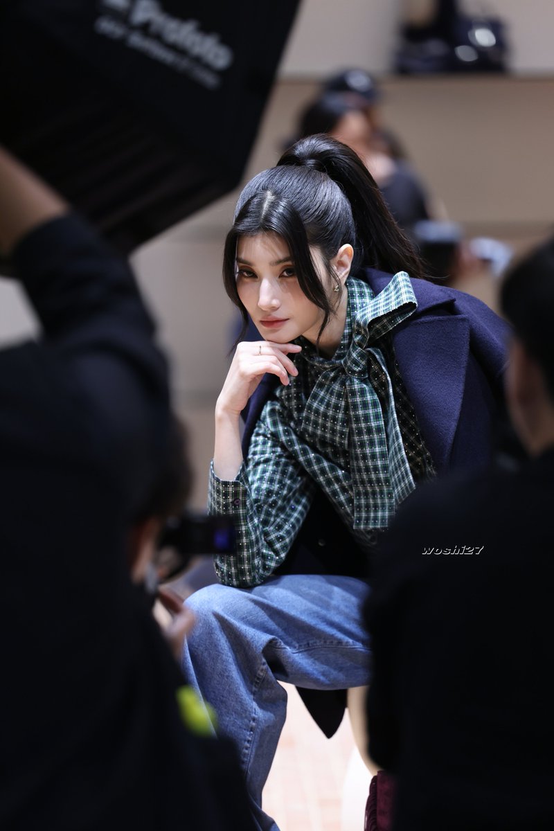 27777777y's tweet photo. ถูกค้นพบแล้วนะ😆
p3,4: Working ,soooo cool
MABLE AT MAJE STORE OPENING
#MajeParisXMable
#mable_siriwalee
#MajeTH
#MajeParis https://t.co/fT1Yng0FC1