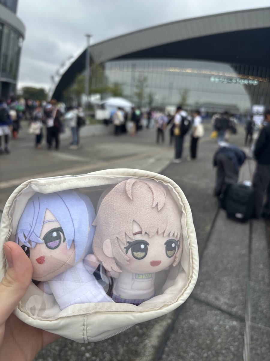 dm_Moro1453's tweet photo. ぼっちは何してたらいいんだ？ https://t.co/hO999hEjLy