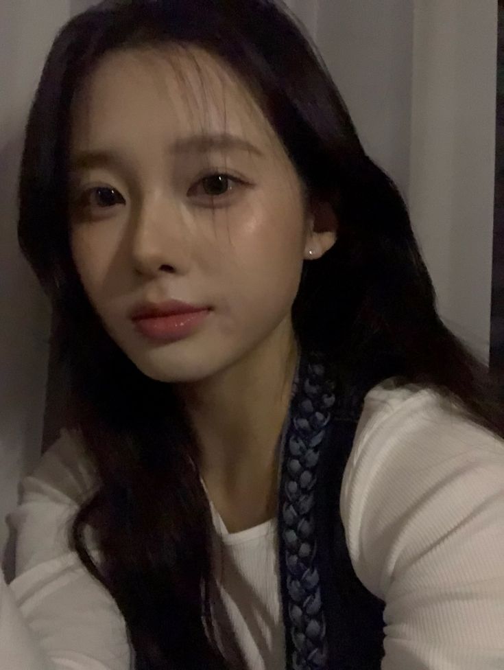 0S9A4's tweet photo. 프듀 김나영 이렇게 잘 큰 거 아시는 분 

@ nyoung.hwa https://t.co/WX3IslPqlN