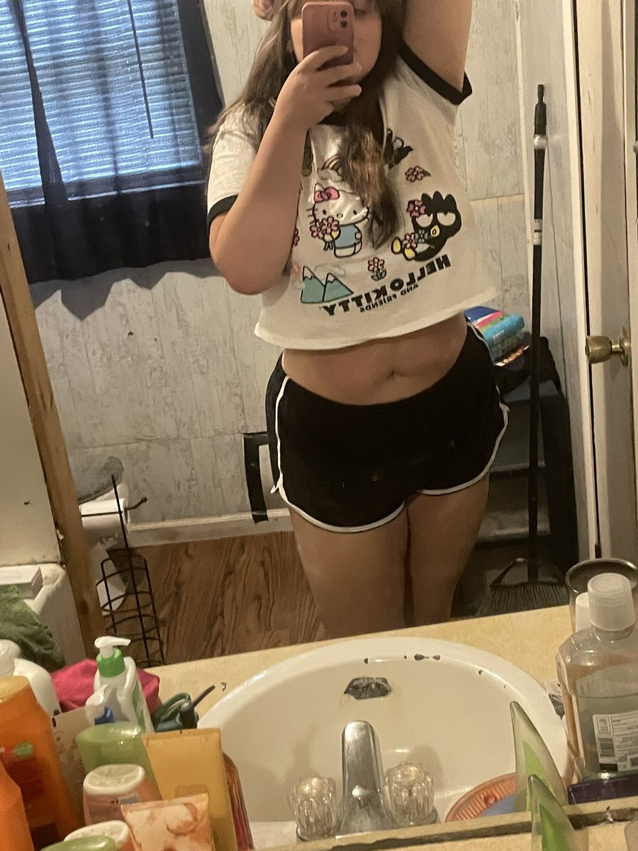 Kaylasroom tweet picture