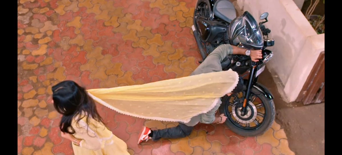 WithhLoveAnnie's tweet photo. The symbolic metaphor of how Jeet has been touched by Love

The kind of Love that he stopped believing in
The kind of Love that will change his world and go to war for him
The kind that will heal his heart and rock his life
The kind that will Find him and Keep him

#YehFitoorTera https://t.co/RH2Iek6RCU