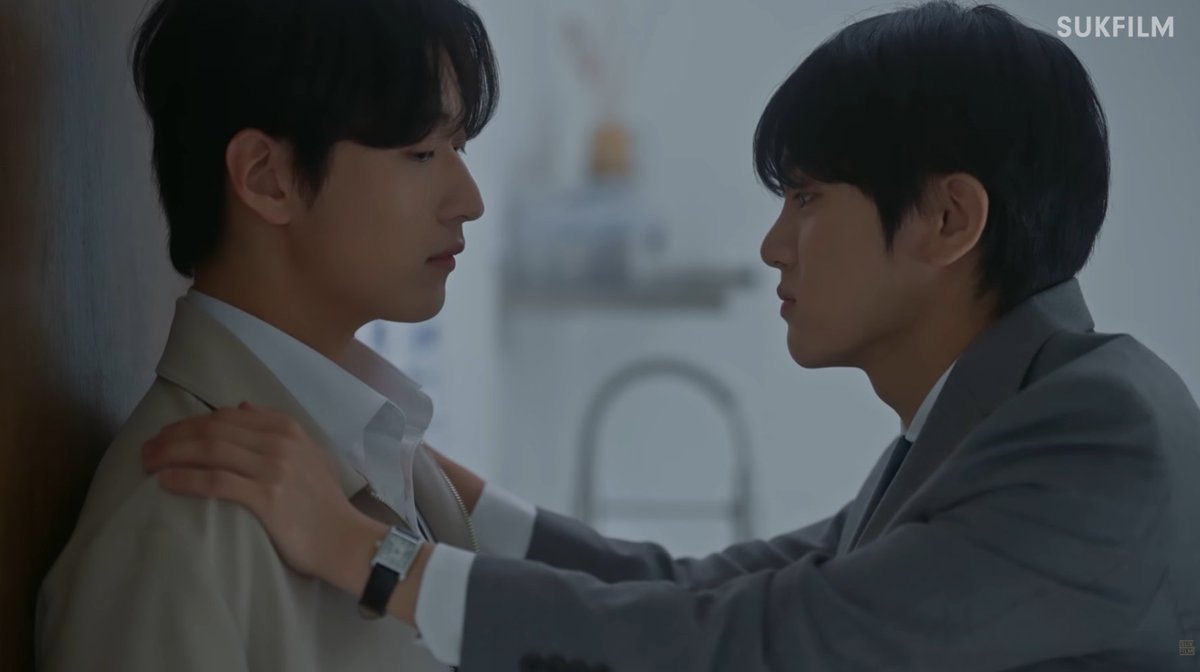 lsuj07's tweet photo. 나... 키작공, 헌신수 좋아하네...
절대 안보는 키워드인데...
서지혁이라서 일까... 권도윤이라서 일까...
백여들어서 내 취향까지 바꾼 그들은 대체...... https://t.co/QF3xjabkG4