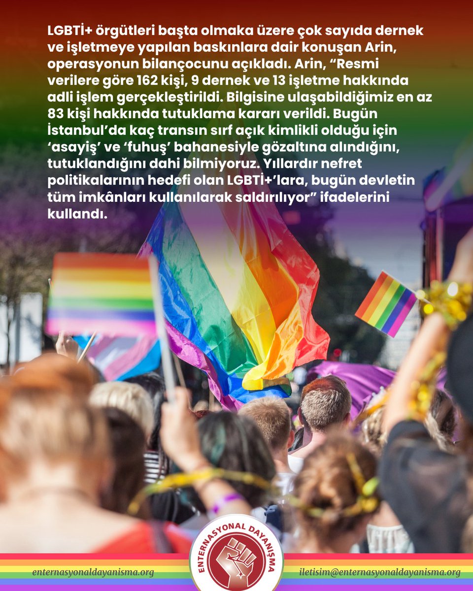 ent_dayanisma's tweet photo. 🏳️‍🌈🏳️‍⚧️ Hak örgütleri “Ailem Güvende” operasyonlarına tepki gösterdi

👉 İHD İstanbul Şubesi’nde düzenlenen basın toplantısında, gözaltı ve tutukluluk süreçlerinde işkence, kötü muamele ve ağır tecrit uygulamalarının kayda geçirilmediği belirtildi

▶️ Devamı: https://t.co/IhvG717IAZ https://t.co/gYZ965sk71