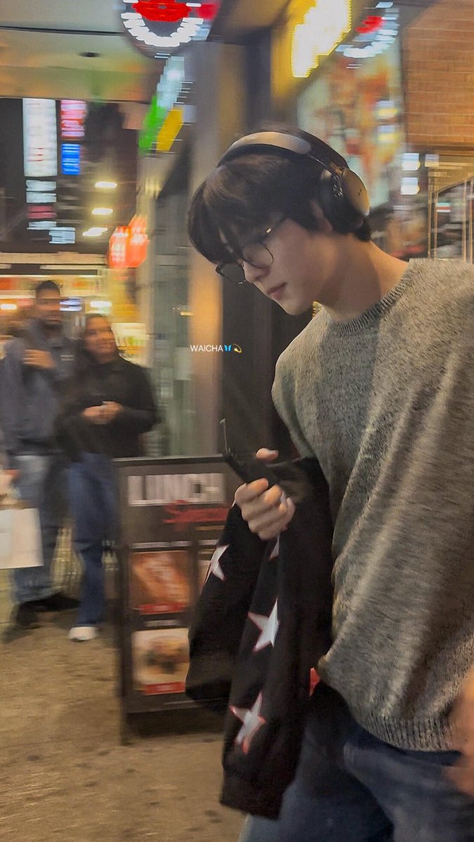 roxrobaby's tweet photo. 뭔가 너무 남자임.. https://t.co/qXVoGylkDY