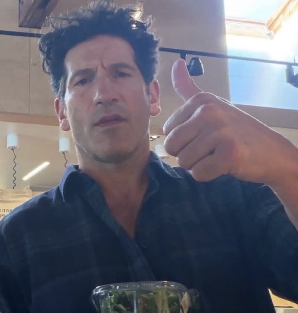 castlesangels's tweet photo. i have smth he can do with that thumb https://t.co/FzaV0FUQ0p
