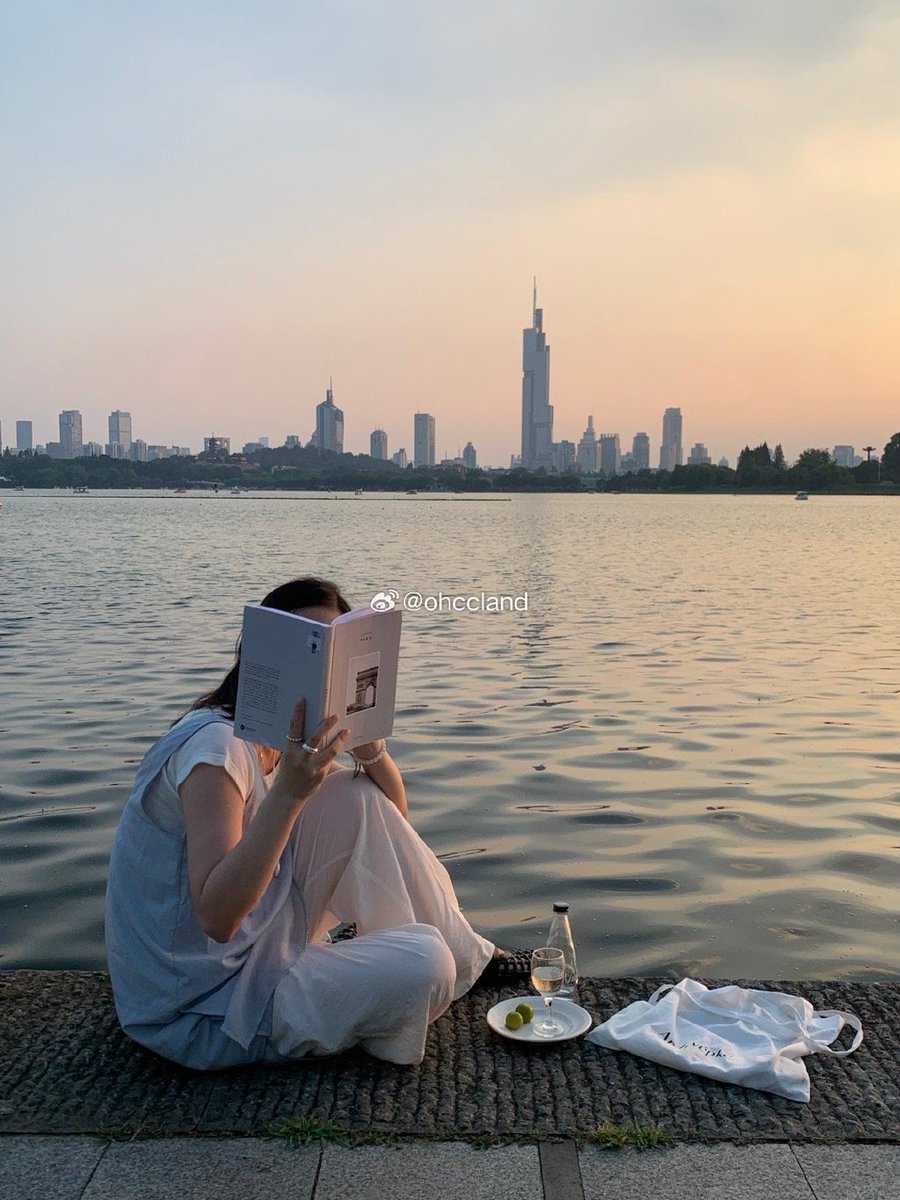 Shop_Money100's tweet photo. After a refreshing shower, I watched the fading sunset with a calm and joyful heart, feeling no need to punish myself over small mistakes. https://t.co/Ch4GJSVTGE