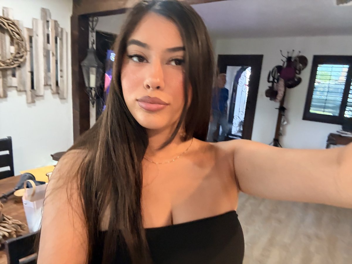 notwhatshot's tweet photo. Im bored https://t.co/Qqx3VZKNs0