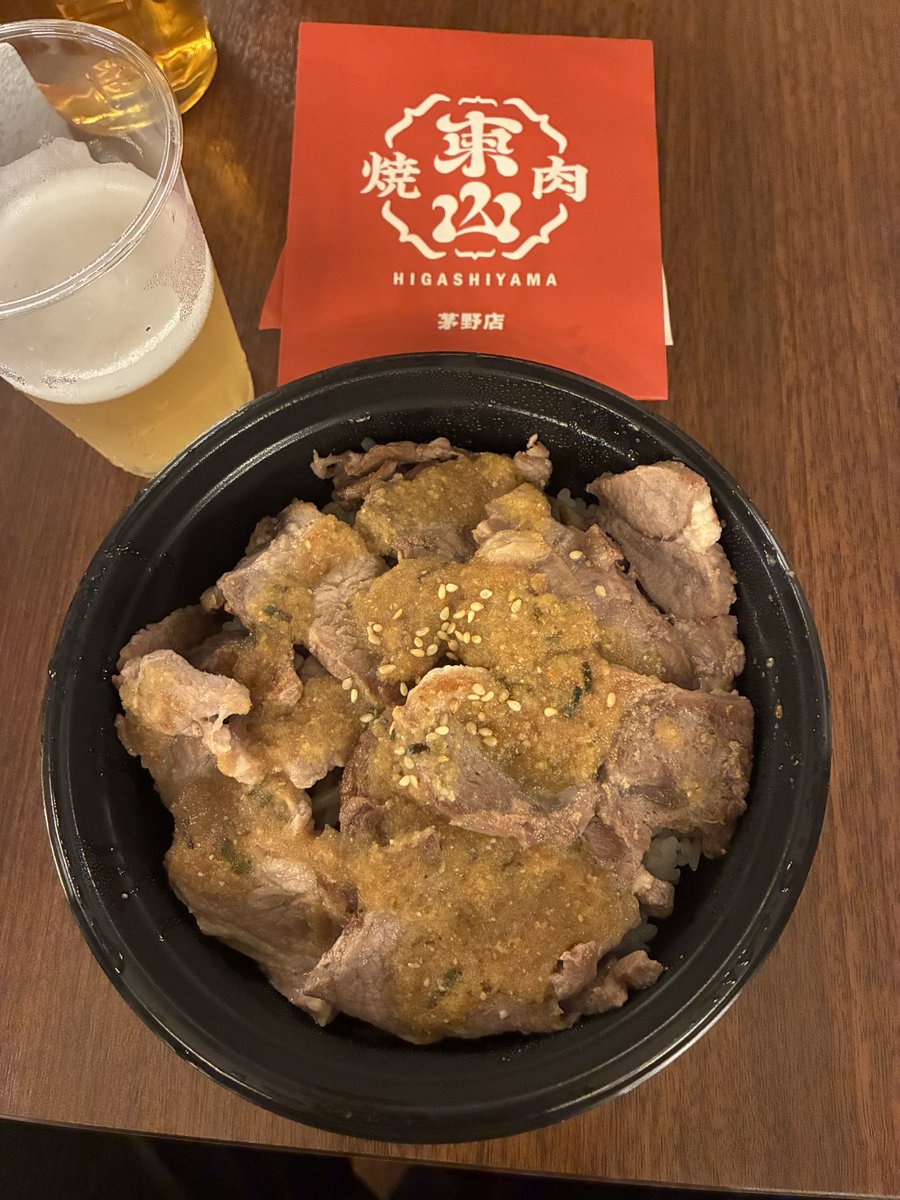 kuni_suzu_830's tweet photo. 音楽で飯食っています！

済みません！🙏
冗談です😸
美味しゅう御座いました♪ https://t.co/8cJWwgBKys