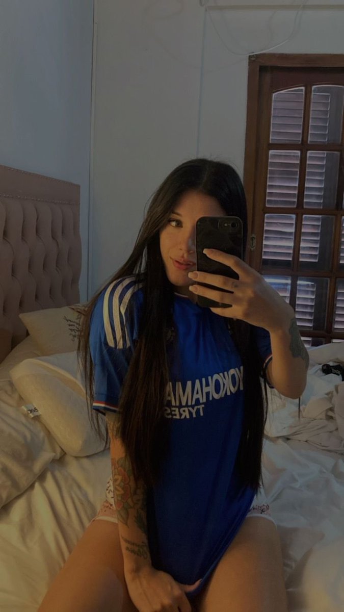 candice_chou_'s tweet photo. Tu vas continuer à scroller sans me dire bonjour ?🥺 https://t.co/JbbN6EdtbL