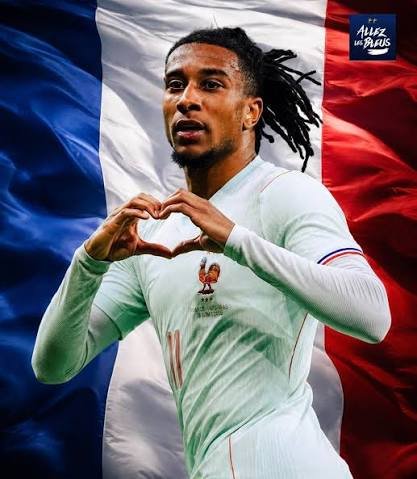 jickiegrd's tweet photo. #olise #equipedefrance https://t.co/ZHD08ePnVw
