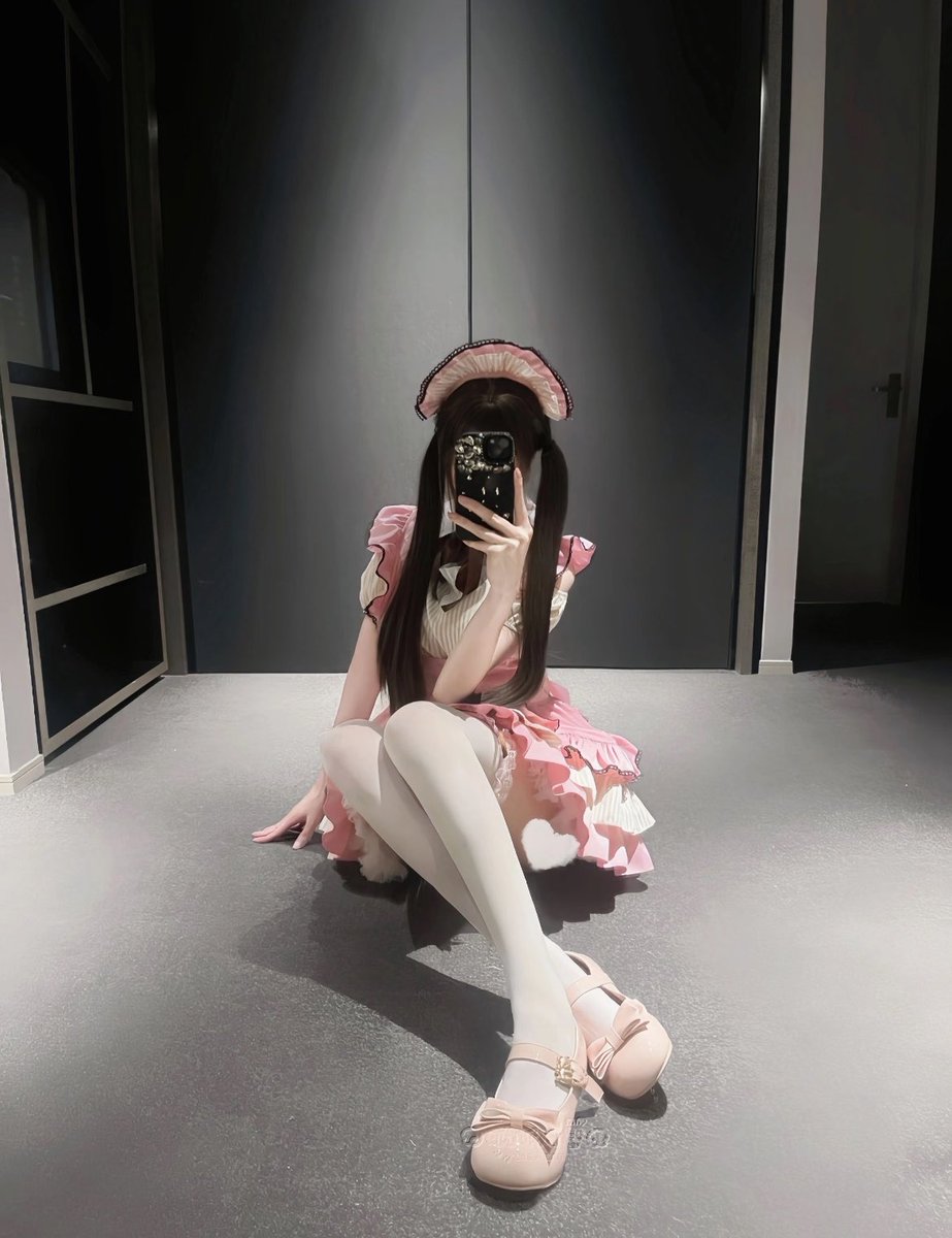 gina74au0's tweet photo. 美好的一天开始啦

谁要来锐评我15的福嘛                                                             

粉粉嫩嫩的噢！                    

流言111我真发！ https://t.co/EuF5XE7GRK