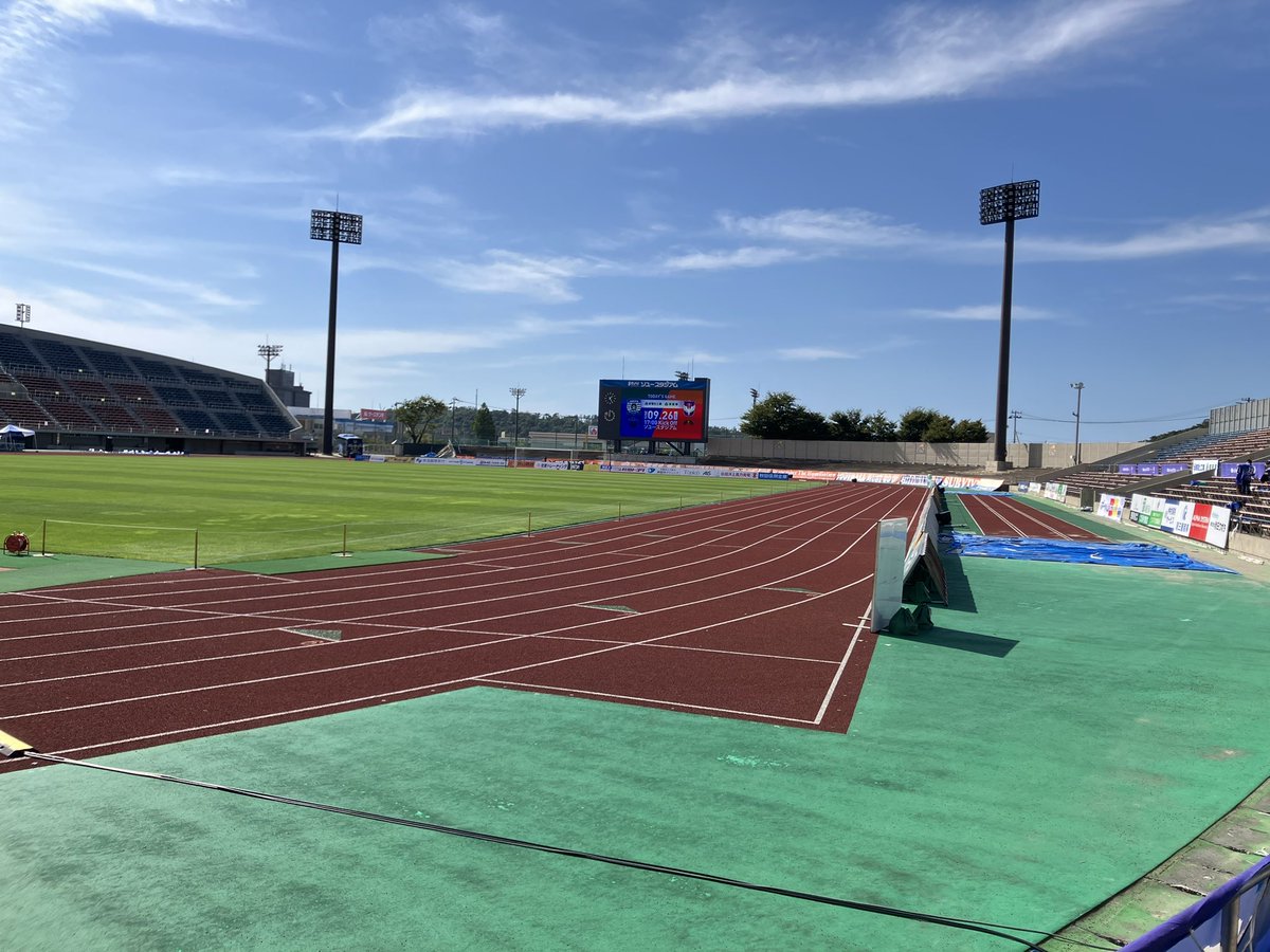 pikabbay's tweet photo. ホーム新潟戦
現在首位ということで容易な相手ではないと思いますし、前節の湘南に続いて昨季までJ1を戦っていたチームとの連戦になります。
前節善戦した中で出た課題を今節はしっかり結果に繋げて欲しいなと思います。
ホームで勝ち切ろう！
コシヒカリよりあきたこまち！
#ブラウブリッツ秋田 https://t.co/nKoLkqXTCx