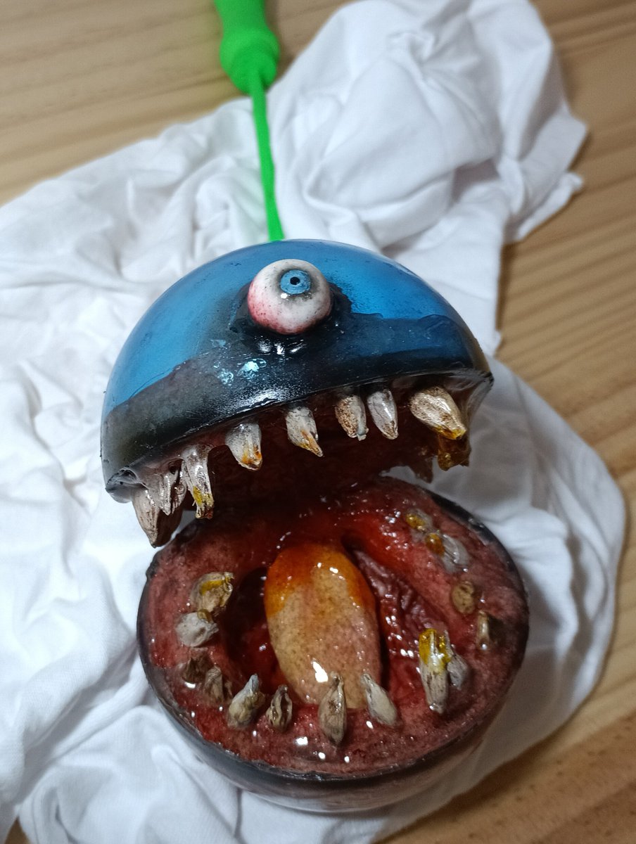 RyotaroUryu's tweet photo. 藤井亮監督からのご依頼で、こちらの特報に登場するガチャカプセルのモンスターを制作しました！
https://t.co/8pl4RI7nOe

#藤井亮 監督
＃キタンクラブ 様
#豪勢スタジオ 様 https://t.co/wl2lxrsisP