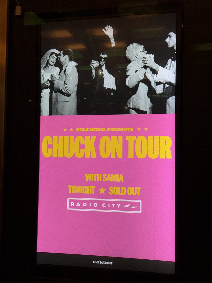 mnibrooke's tweet photo. tucker pie headlines radio city! <3 https://t.co/n5uv6hh1b3
