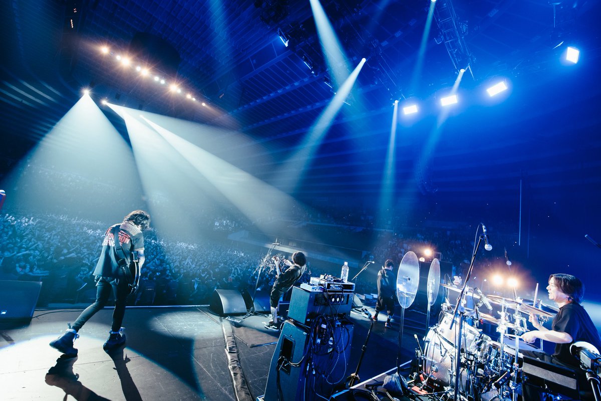ishii_maki's tweet photo. 🔥ELLEGARDEN🔥

9/22 "ZASSO."

大阪城ホールの写真たちがエルレオフィシャルにアップされました📸(16枚)

https://t.co/QWOCaHS356

ついに迎えたこの日。
最強を超えた1日でした！

#ELLEGARDEN
#ZASSO https://t.co/AfqN5tIvaX