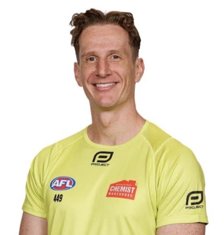 Catta_SCT's tweet photo. Guess who the umpire was that paid the free kick to Morris &amp; the non 15 metres to the Treacy mark in Q1 

Yep, ole mate Hayden 🔥 https://t.co/XJOZtXQats