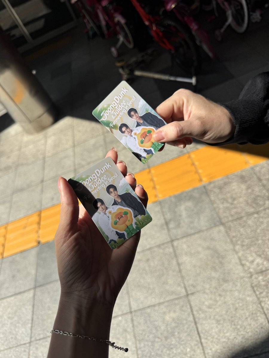 ppwdiariesx's tweet photo. so excited for today!!!🥰🥰

#JDJaideeFMinSeoul https://t.co/eWKUwEZ5lW