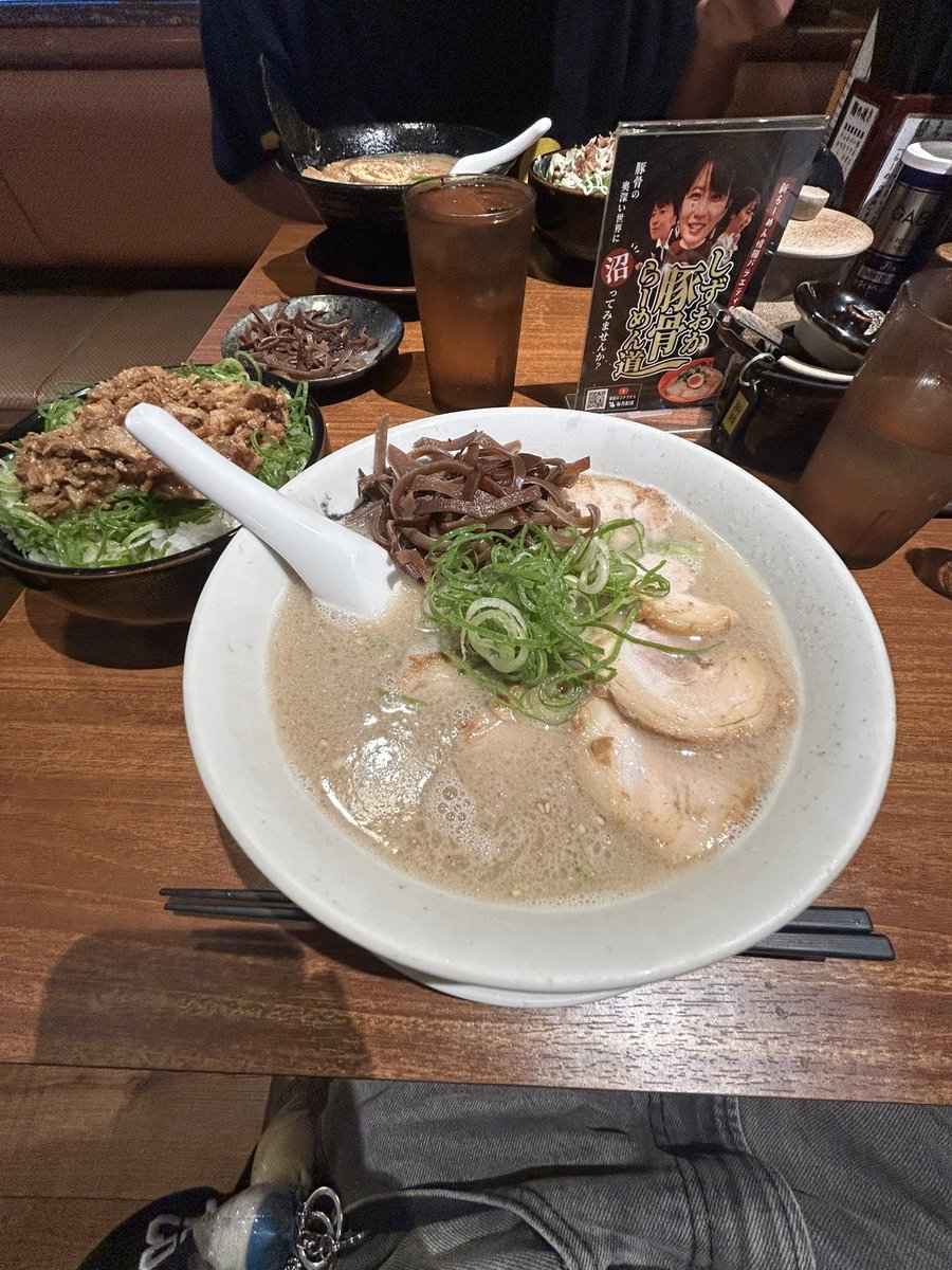 _Ren09_'s tweet photo. ラーメン来ちゃあ😻 https://t.co/RX4nRiN8qq