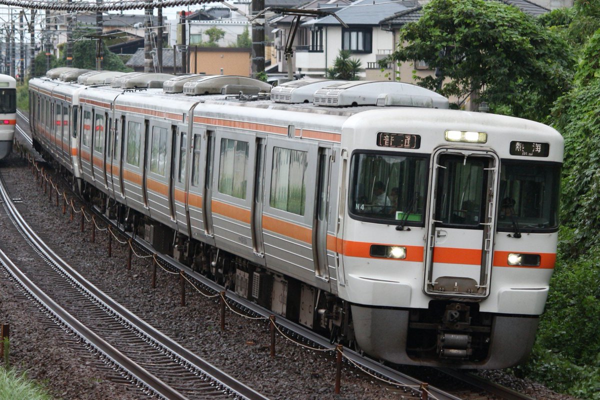 around23wards's tweet photo. 新蒲原～富士川より

しれっと尺毎に進出
曇り予報だったのに雨降られちゃいました
あと草と蚊がやばかったです https://t.co/V7QLl07eGR