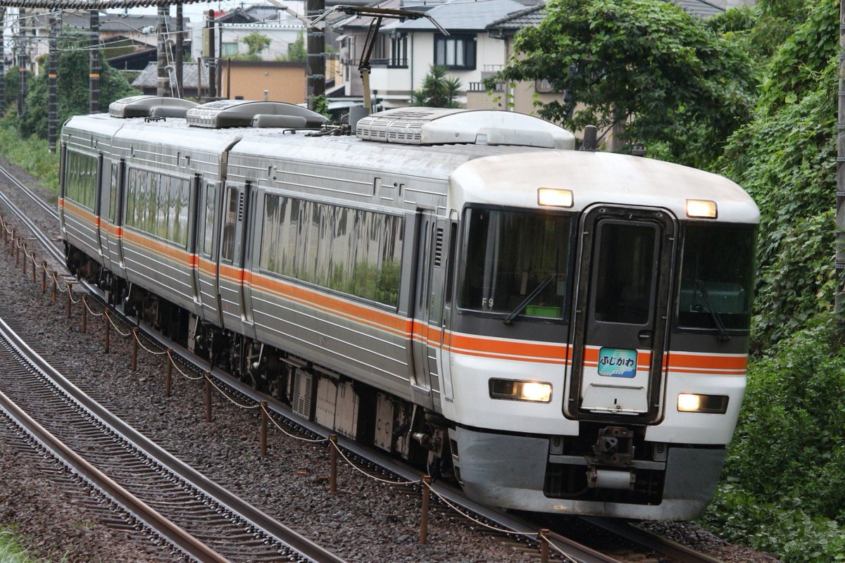 around23wards's tweet photo. 新蒲原～富士川より

しれっと尺毎に進出
曇り予報だったのに雨降られちゃいました
あと草と蚊がやばかったです https://t.co/V7QLl07eGR