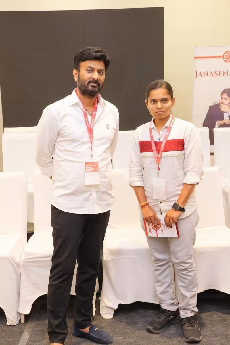 KotteKavya's tweet photo. జనసేన పార్టీ ప్రధాన కార్యదర్శి శ్రీ @itsRamTalluri  గారికి హృదయ పూర్వక జన్మదిన శుభాకాంక్షలు 💐
@JanaSenaParty @JSPTelangana https://t.co/sUMTgbayDV
