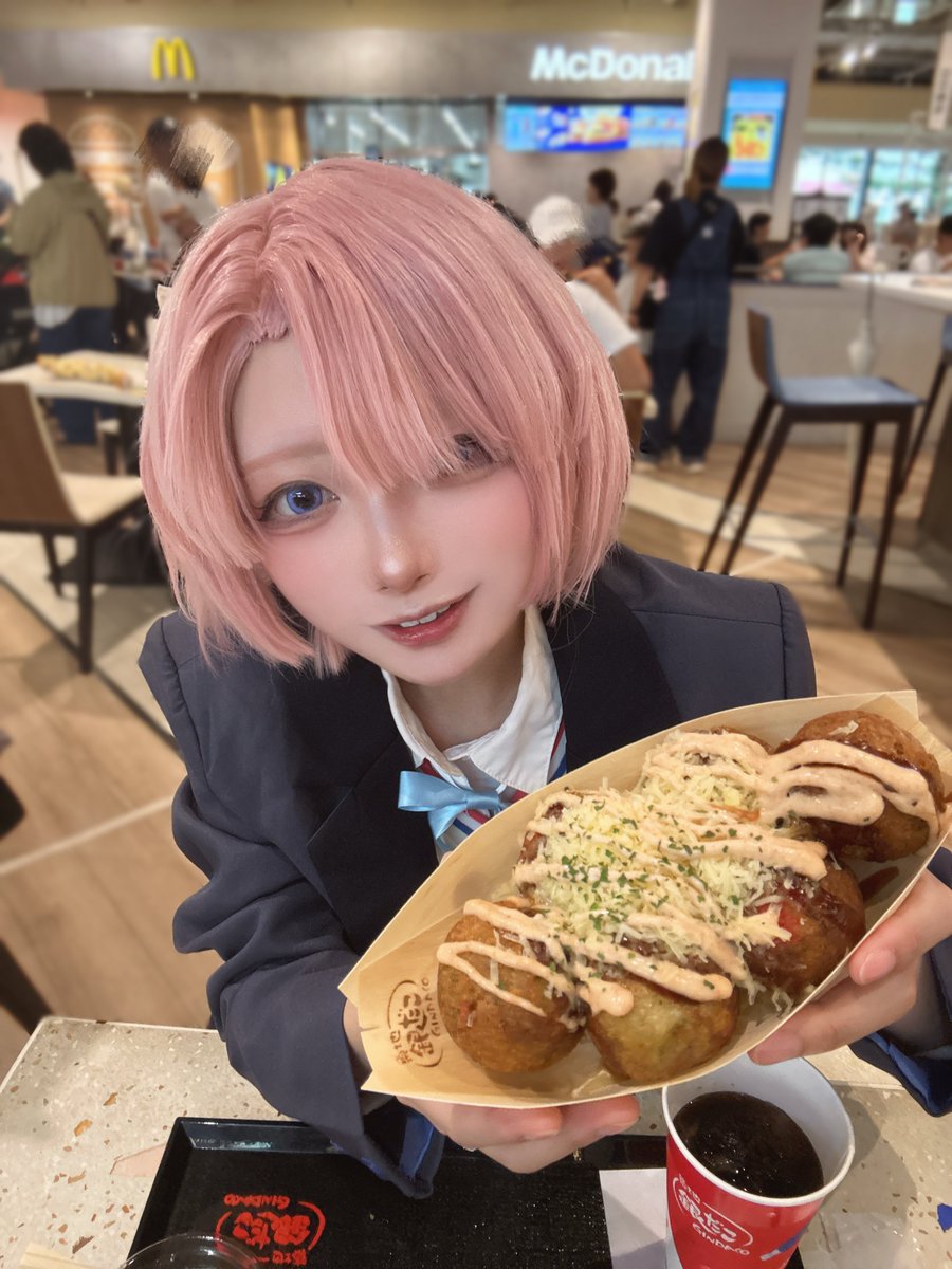 __yuz_p's tweet photo. 粉物には少しうるさいんだ

#アコスタみのおキューズモール cos https://t.co/XcR1diuS0L