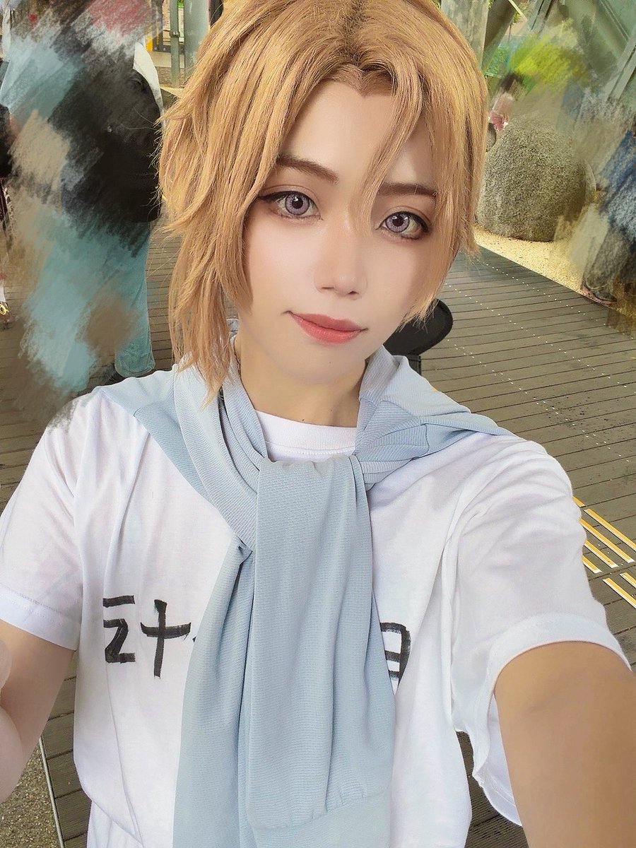Ryoou01's tweet photo. 🚀🍫🎸で五十竹組〜✌️

#アコスタみのおキューズモール
#18trip_cos https://t.co/o2iv3zGx04