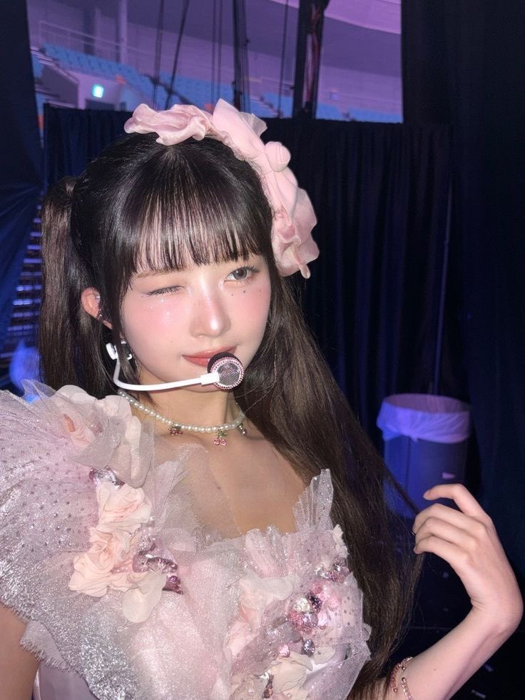 kpop12002's tweet photo. 🌸✨

#REI #레이 #IVE https://t.co/UP0J1VI34Z