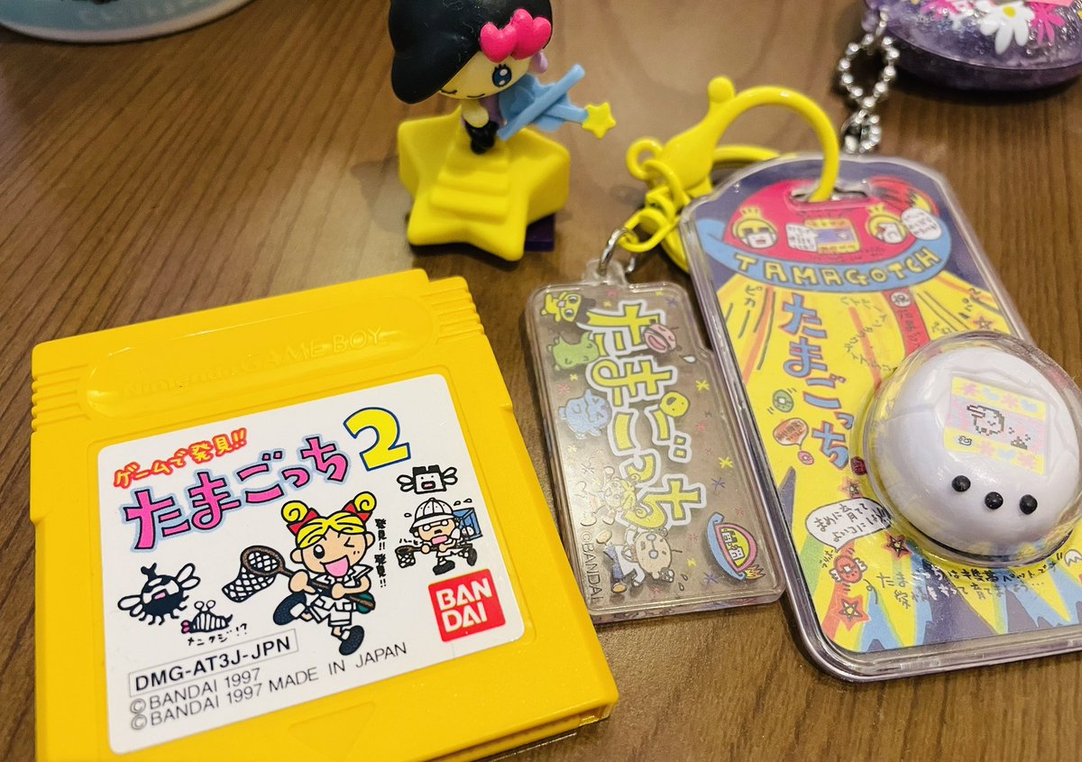 muma18's tweet photo. ハードオフ探検してきた🧭
た　の　し　すぎ　た…！
ゲームで発見たまごっちをジャンク品でゲット🤣子供の頃ずっとやってたッ https://t.co/xpYCOMqtfx