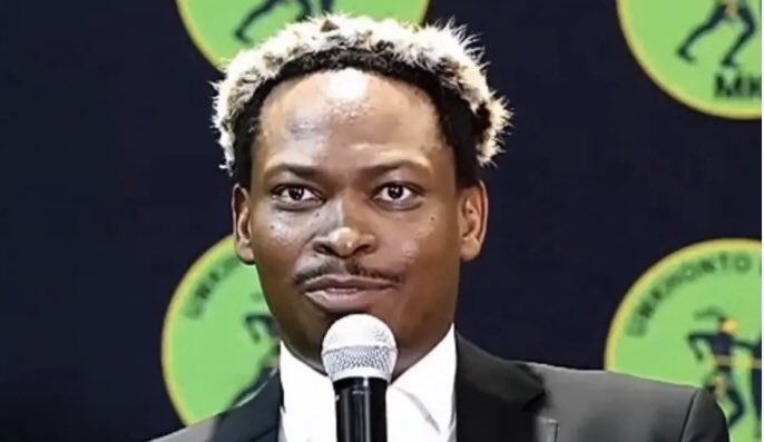 azania1023's tweet photo. I believe if Sizwe Dhlomo can stand as an independent candidate or under ActionSA for a JHB Mayor he can actually win.

I think Bongani Baloyi would win it too if MKP wasn’t so chaotic and unstable.I still support him though. https://t.co/F80HbjgyZw