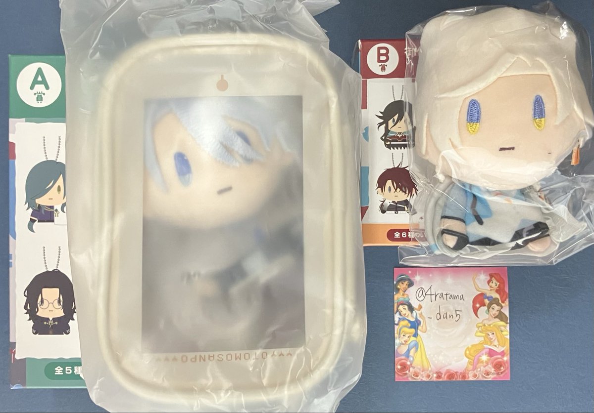 4ratama_dan5's tweet photo. [交換.譲渡]フリューくじ 刀剣乱舞ONLINE とうらぶ ぽちくじ 御伴散歩
譲)
A賞 山姥切長義
B賞 雲次
C賞 童子切.鳴狐.信濃.謙信景光.小豆長光2.山鳥毛.日光2.一文字則宗
D賞 太鼓鐘貞宗.堀川国広.髭切.実休光忠2.三郎国宗2
E賞 ⚪︎加州清光.⚪︎大和守安定
　　※E賞は2点まとめて交換希望
↓ https://t.co/4GJUFb8iQD