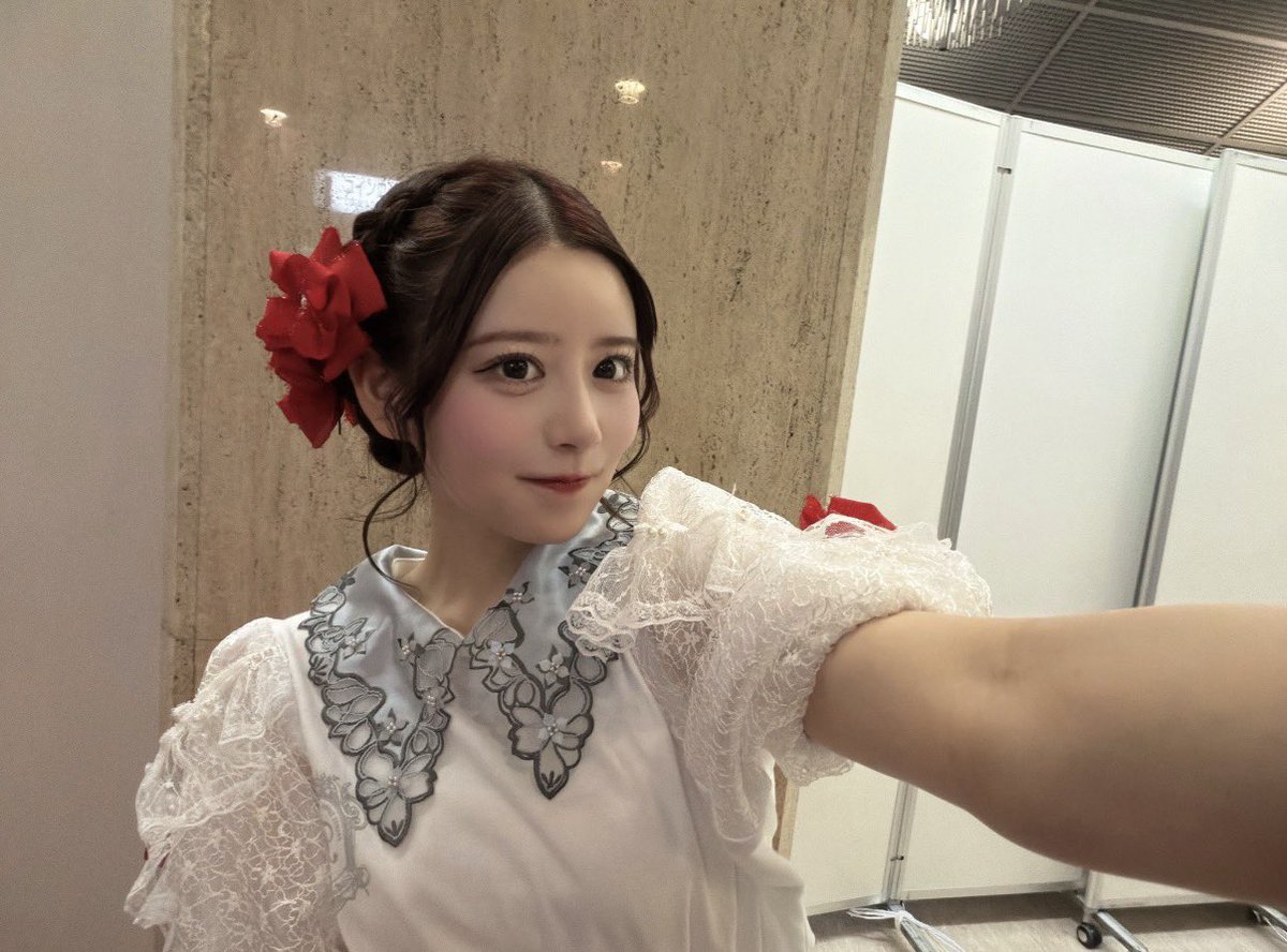 Aika_Amane08277's tweet photo. あーあ。なんで俺の推しと推し同士がしょうもないことで燃えてんのー？？るなぴだってわざとやってるわけではなさそうだし。喧嘩するだけ仲良いってことじゃん。これ以上ふるっぱーいじめないで https://t.co/UvqA3atsrM