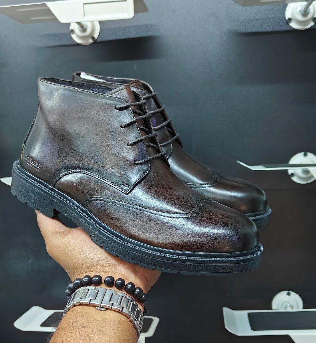MwacheezyC's tweet photo. Billionaire Leather Casual/Official Boots. 

Size 39_40_41_42_43_44_45 

💰Ksh.5300 https://t.co/6CqVjDP1Ag