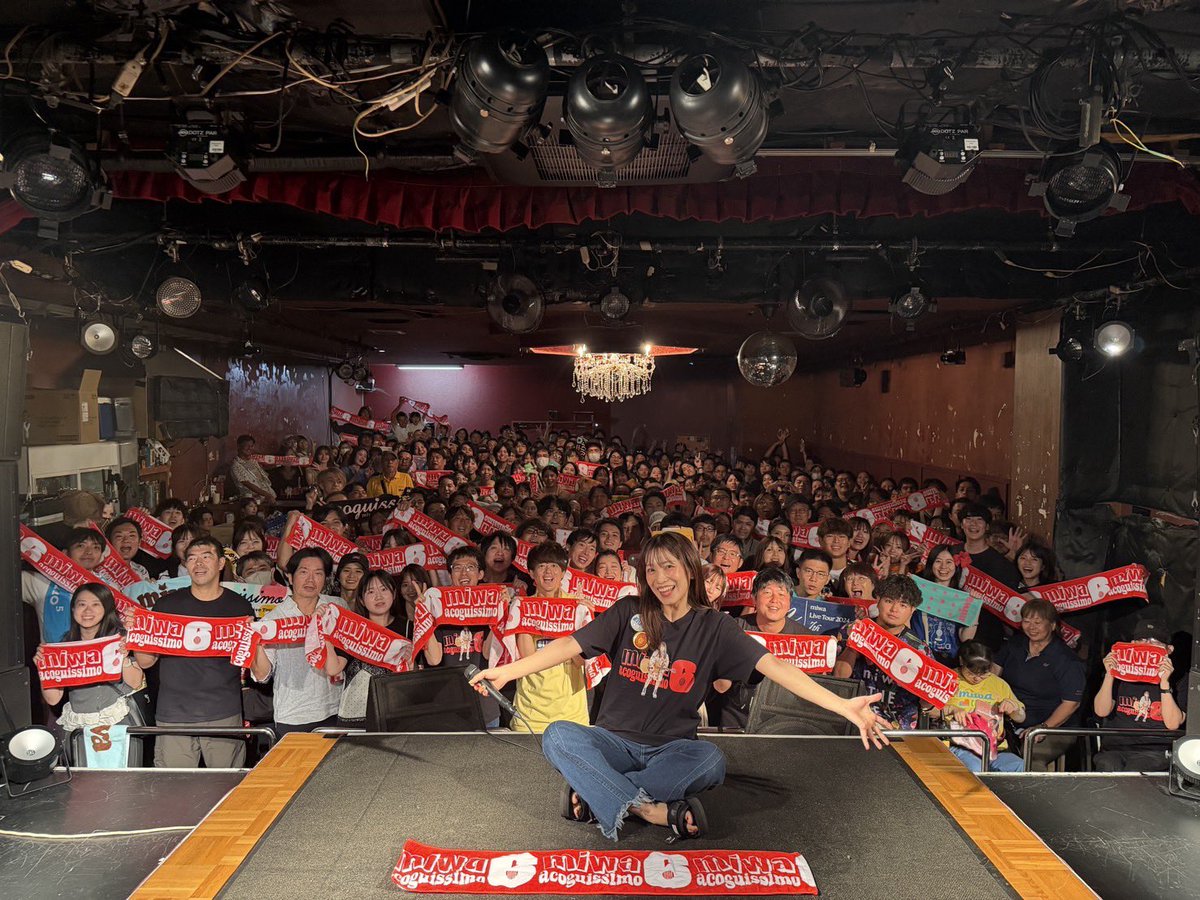 miwastaff's tweet photo. miwa acoustic live tour 2026 “acoguissimo 6”沖縄公演🎸

集合写真です📸✨
沖縄の皆さん、ありがとうございました！

沖縄公演、8年ぶりでした！
タコライス、サーターアンダギー、沖縄そば、中身汁、ぜんざい、いなむどぅち、アグー豚、海ぶどう、シークワーサージュース、黒糖、じーまーみー豆腐、美味しいものいっぱい食べて幸せです！