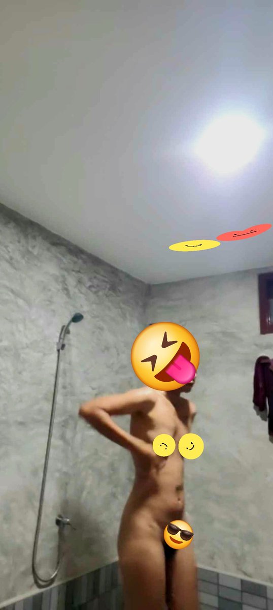 ANTIPOLLVTION's tweet photo. อาบน้ำโชว์ไปสิ
#ท่าใหม่ # https://t.co/SCHpR4nXrn