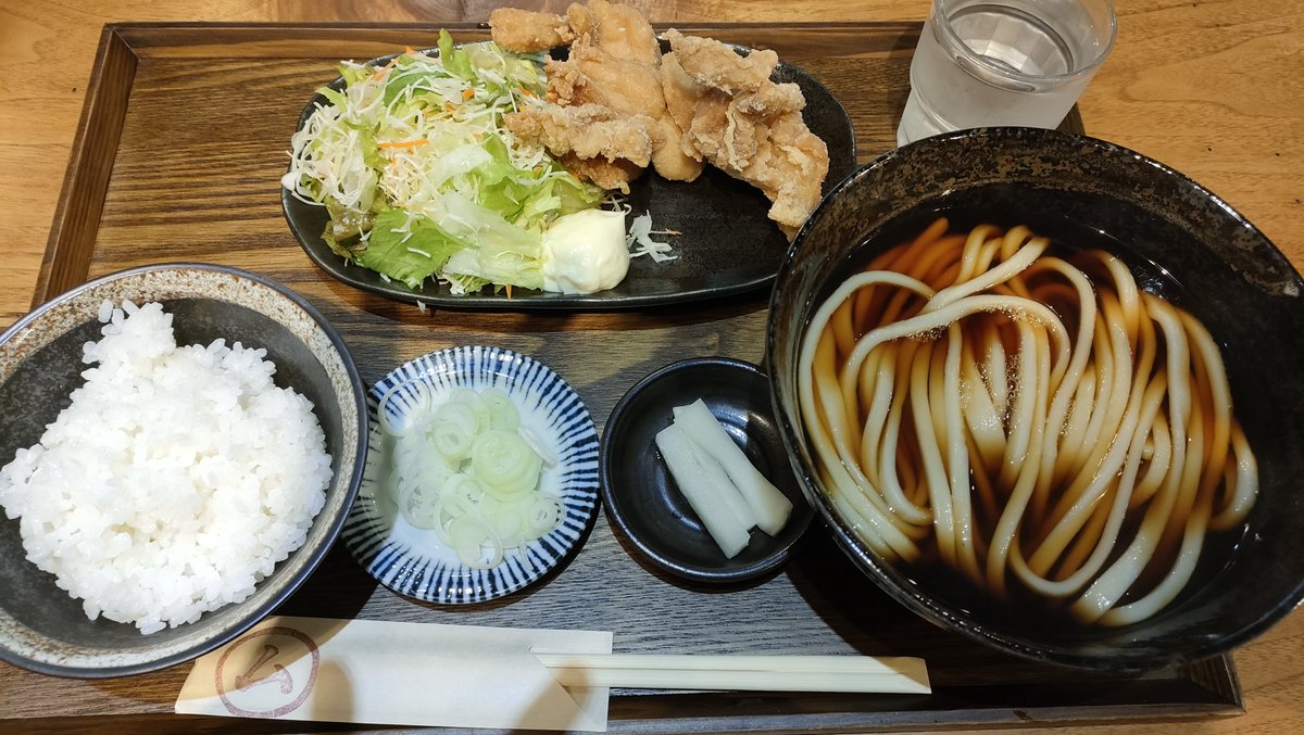 yuureds1990's tweet photo. 霧の三国峠ドライブ
昼食は道の駅アグリファーム昭和で。
なお、新潟市方面へは行きませんん。
#ドライブ #道の駅 #道の駅アグリファーム昭和 https://t.co/DqkAzqx9r0