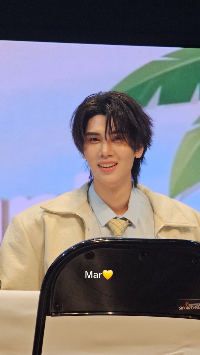 pp7lc's tweet photo. Their smiles are literally EVERYTHING 😭 They look so unbelievably beautiful when they smile, I can’t handle it 🥹🤏🏻

JOONGDUNK JAIDEE SEOUL SMILES
#JDJaideeFMinSeoul #JoongDunk https://t.co/KWaXYe8fDp