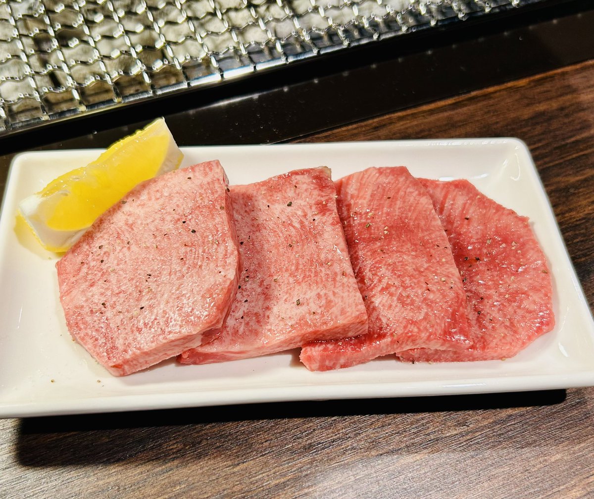 iconoclasm1669's tweet photo. これを、こう https://t.co/bvuEjZQBMN