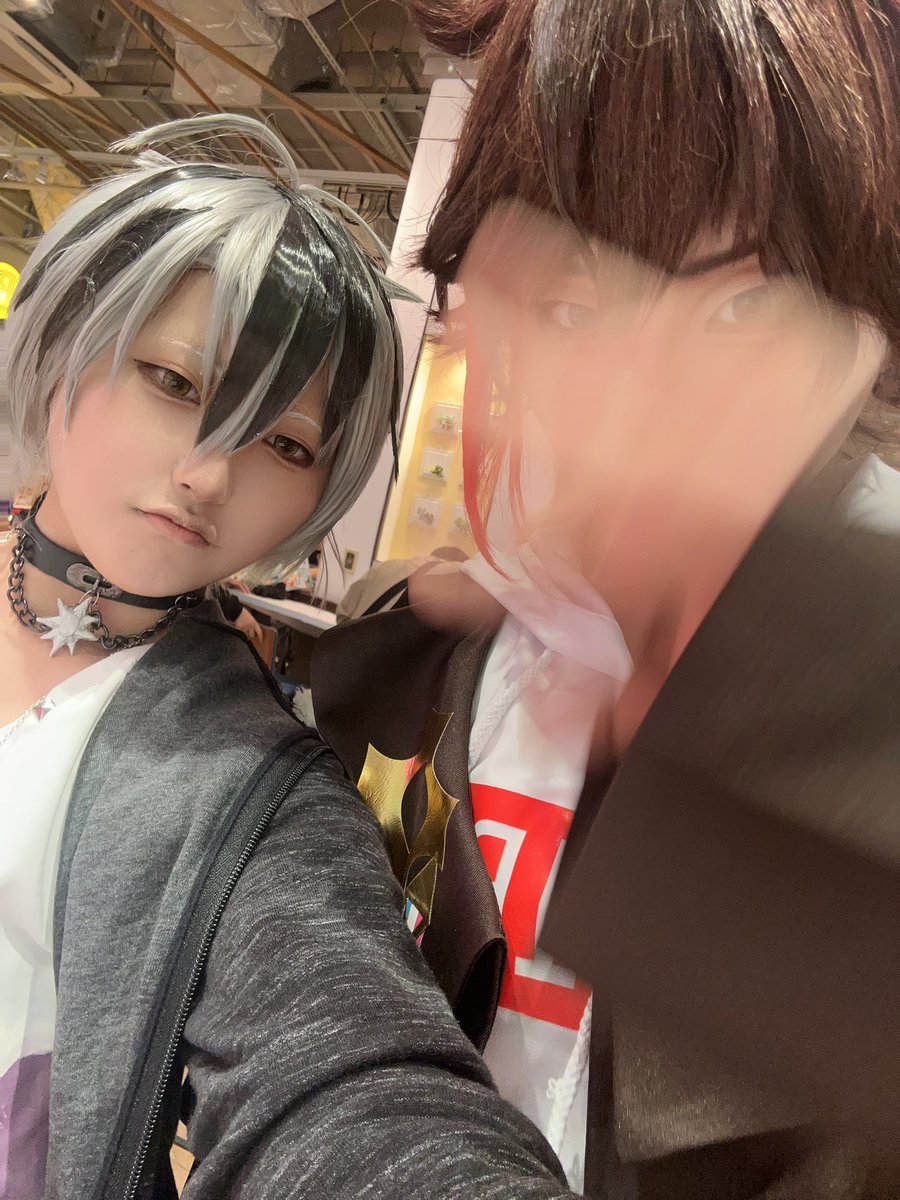hi____desu's tweet photo. そくほー、フードコートでアイス食べてる。🌶️ちゃんと写ってくれない@3tuki_17 

#アコスタみのおキューズモール https://t.co/ArqTTyvAZw