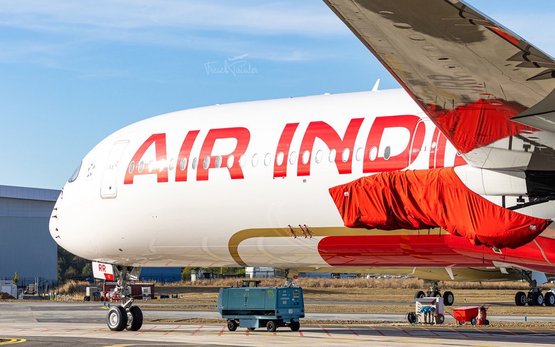 runway_thrill's tweet photo. Closeup look of Air india fourth A350-1000 (VT-JRR) 
📸 @Frenchpainter https://t.co/jU4tZUwxIt