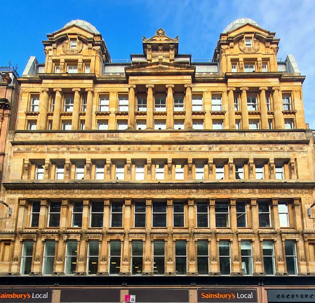 is_glasgow's tweet photo. The Grosvenor Building on Gordon Street in Glasgow. The lower floors were designed by Alexander 'Greek' Thomson and were built in 1864. The upper floors were designed by J.H. Craigie and were added in 1902.

#glasgow #architecture  #architecturephotography #gordonstreet https://t.co/6fA6UX56mr
